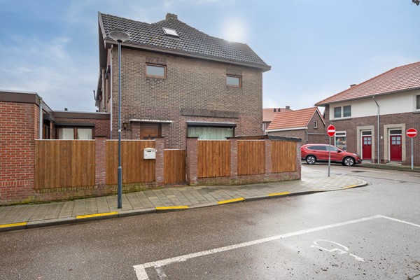 Medium property photo - Sint Lambertusstraat 1, 6136 XD Sittard